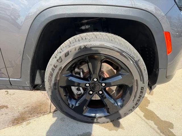 2023 Jeep Grand Cherokee L Altitude 4x4