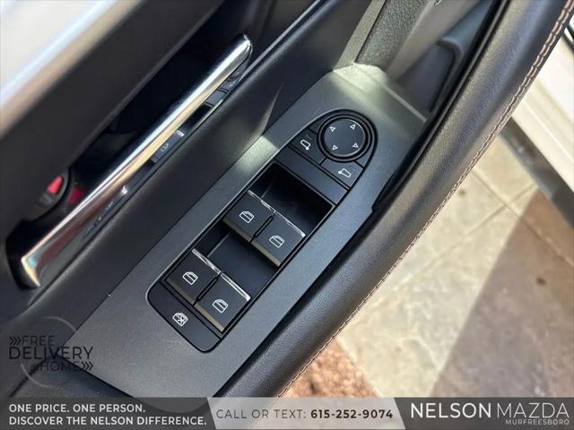 2025 Mazda CX-70 Premium Package