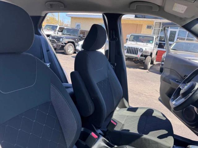 2020 Nissan Kicks S Xtronic CVT
