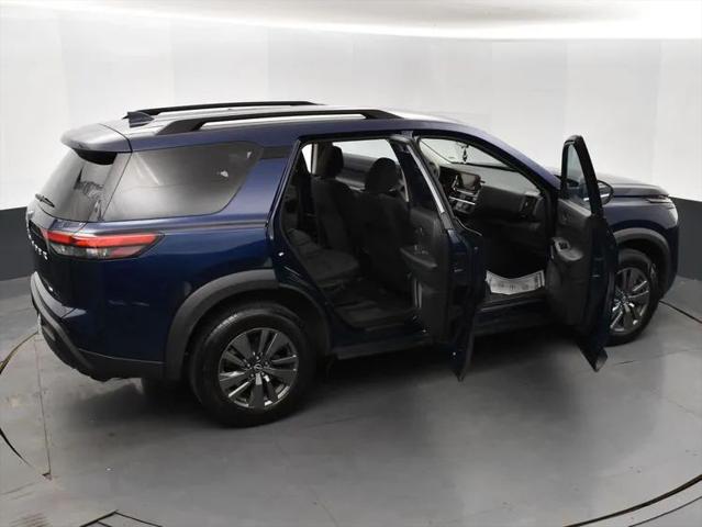 2024 Nissan Pathfinder SV FWD