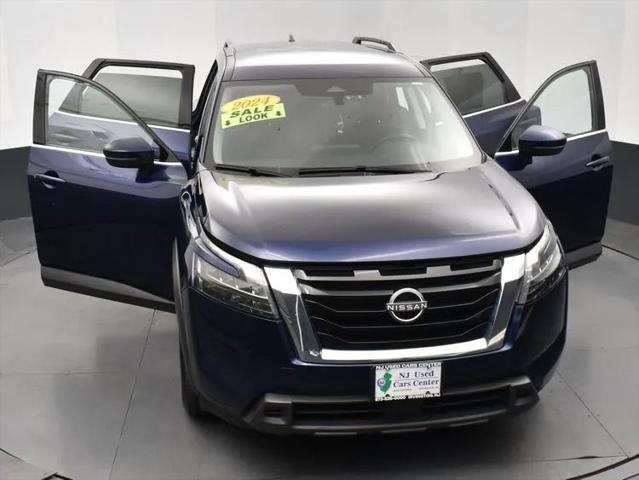 2024 Nissan Pathfinder SV FWD