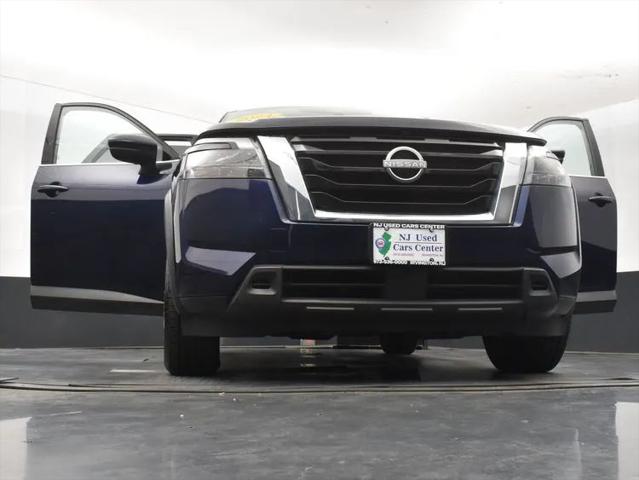 2024 Nissan Pathfinder SV FWD