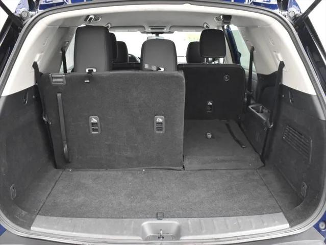 2024 Nissan Pathfinder SV FWD