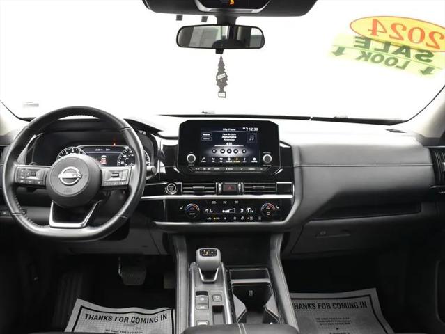 2024 Nissan Pathfinder SV FWD