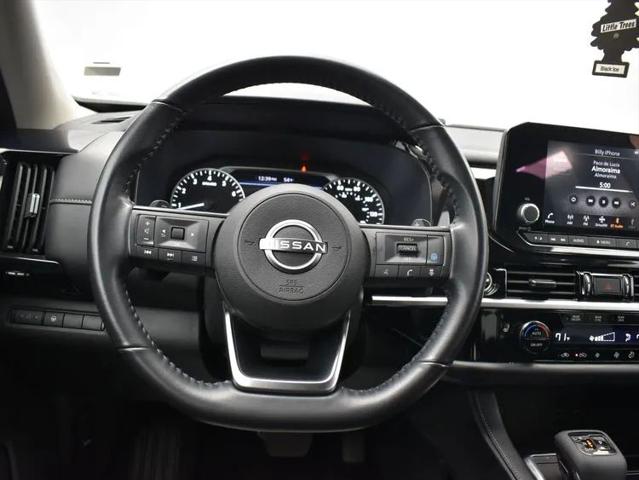 2024 Nissan Pathfinder SV FWD