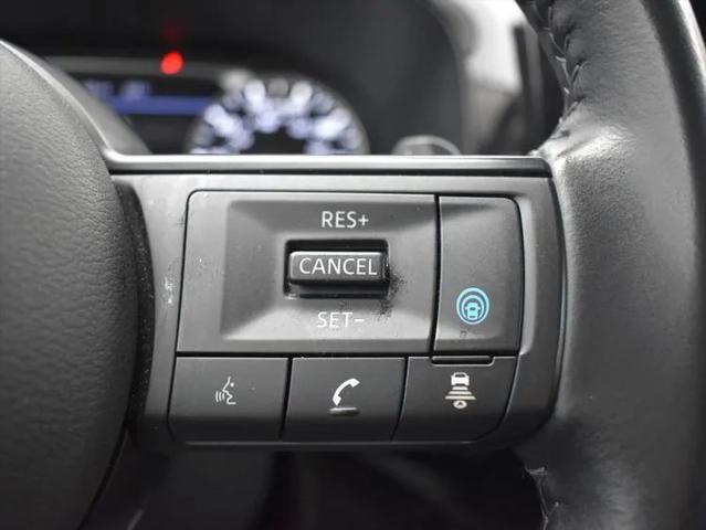 2024 Nissan Pathfinder SV FWD