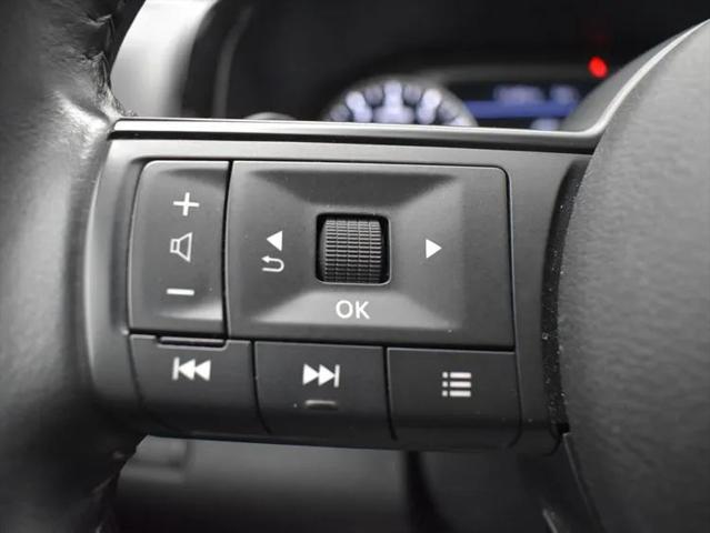 2024 Nissan Pathfinder SV FWD