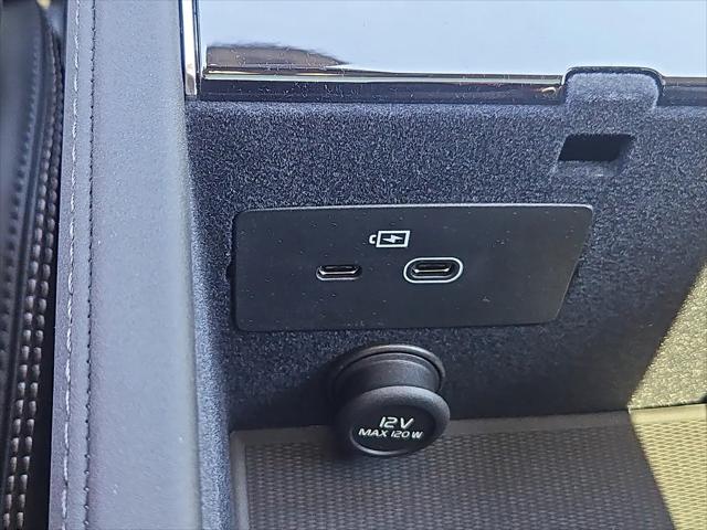 2026 Volvo XC90 Plug-In Hybrid Ultra, T8 AWD, Electric/Gasoline, Bright, 7 Seats