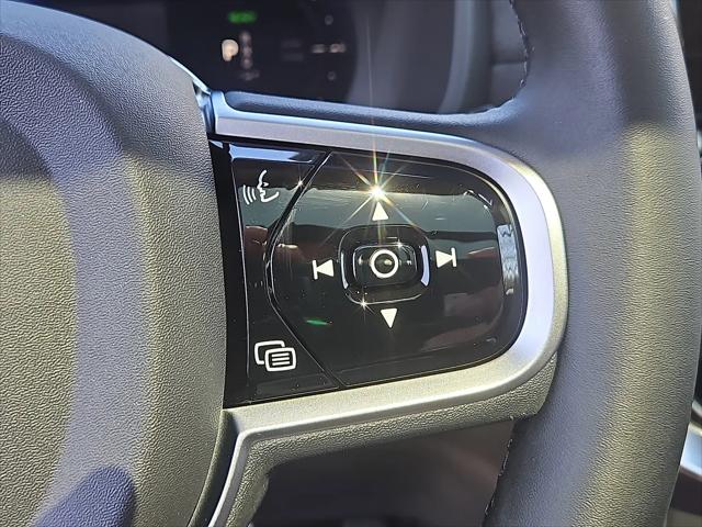 2026 Volvo XC90 Plug-In Hybrid Ultra, T8 AWD, Electric/Gasoline, Bright, 7 Seats