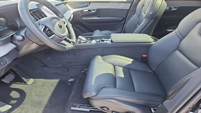 2026 Volvo XC90 Plug-In Hybrid Ultra, T8 AWD, Electric/Gasoline, Bright, 7 Seats