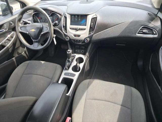2017 Chevrolet Cruze LS Auto