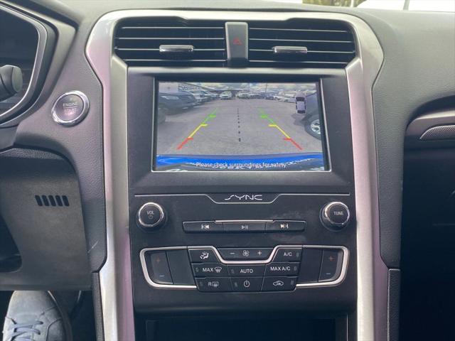 2020 Ford Fusion SE