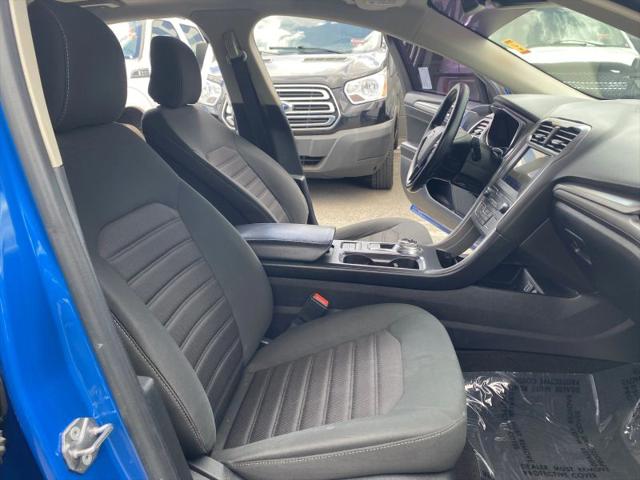 2020 Ford Fusion SE