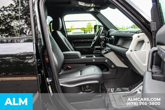 2024 Land Rover Defender 110 P300