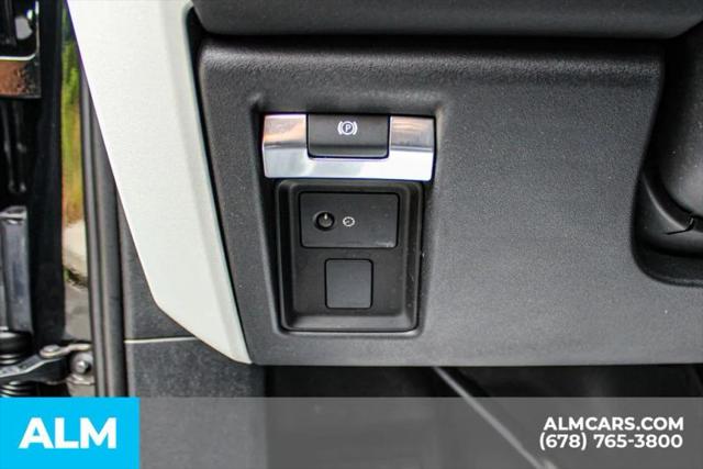 2024 Land Rover Defender 110 P300
