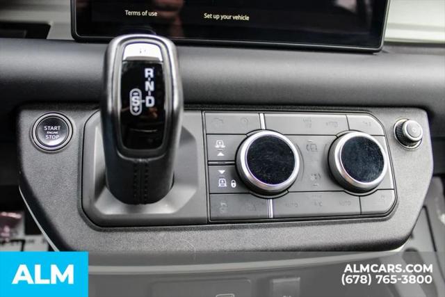 2024 Land Rover Defender 110 P300