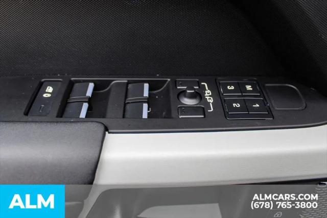 2024 Land Rover Defender 110 P300