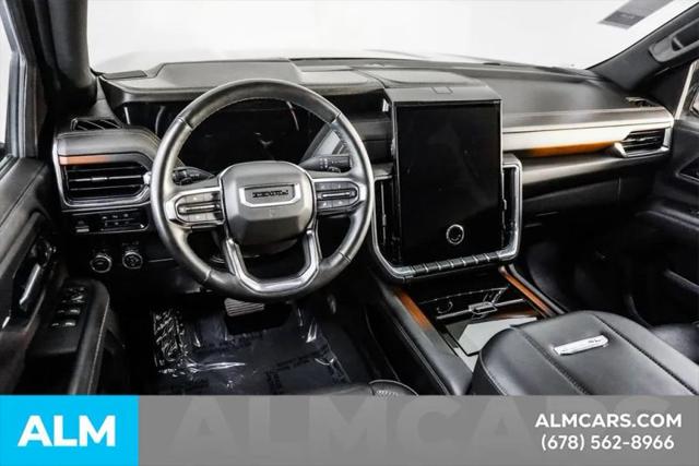 2025 GMC Yukon 4WD Denali