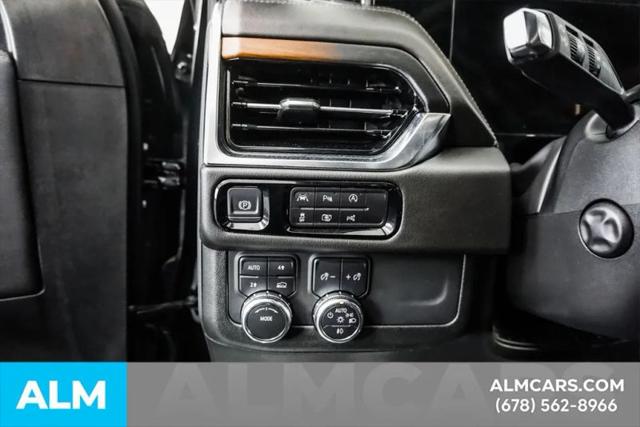 2025 GMC Yukon 4WD Denali