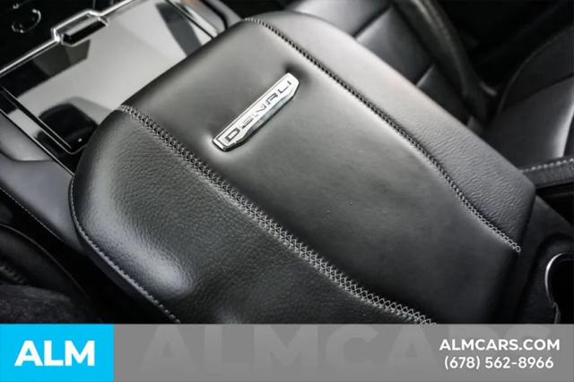 2025 GMC Yukon 4WD Denali