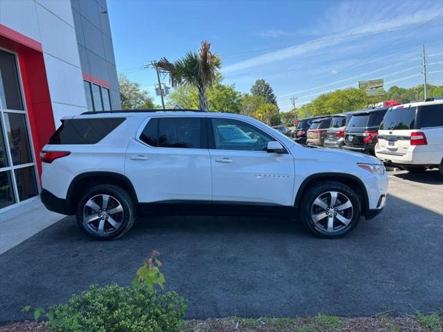 2021 Chevrolet Traverse FWD LT Leather