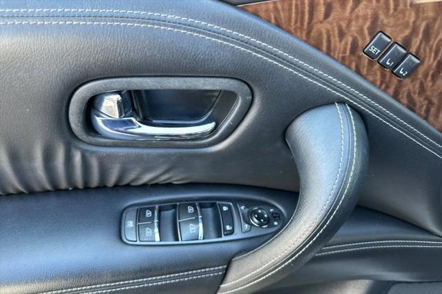 2017 Nissan Armada Platinum