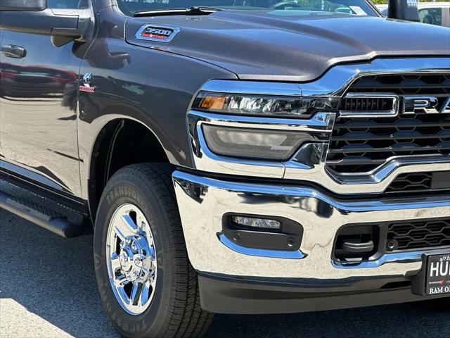 2026 Ram 3500 Tradesman Crew Cab 4x4 64 Box