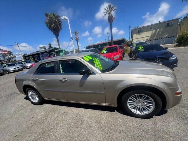 2008 Chrysler 300 LX