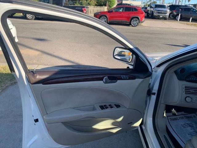 2011 Buick Lucerne Super