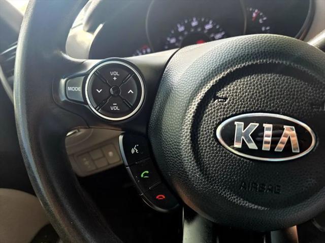 2017 Kia Soul Base