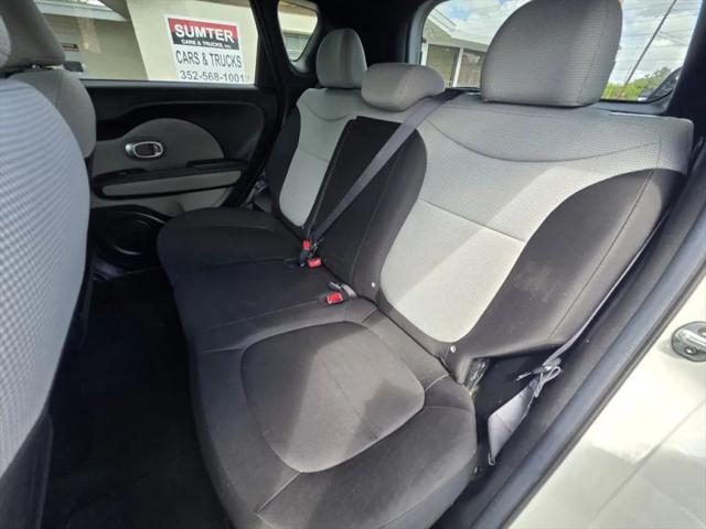 2017 Kia Soul Base