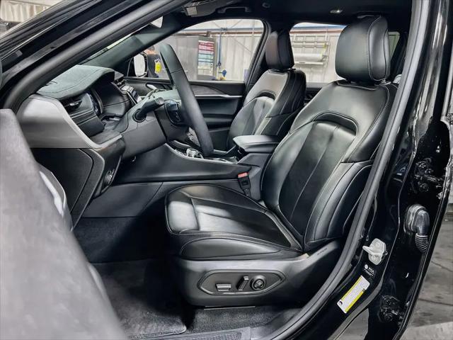 2025 Jeep Grand Cherokee L Limited 4x4
