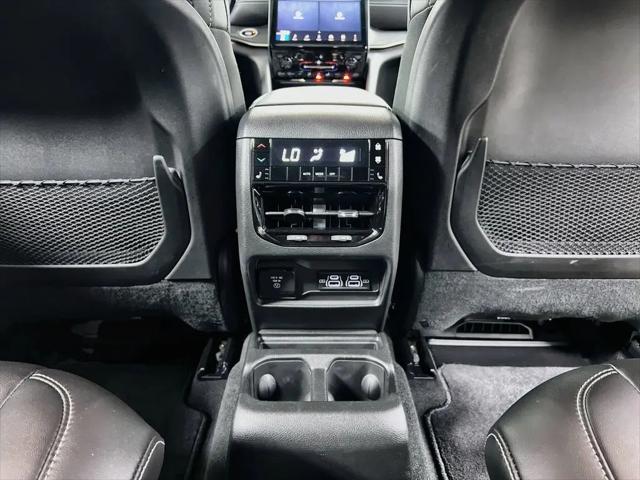 2025 Jeep Grand Cherokee L Limited 4x4