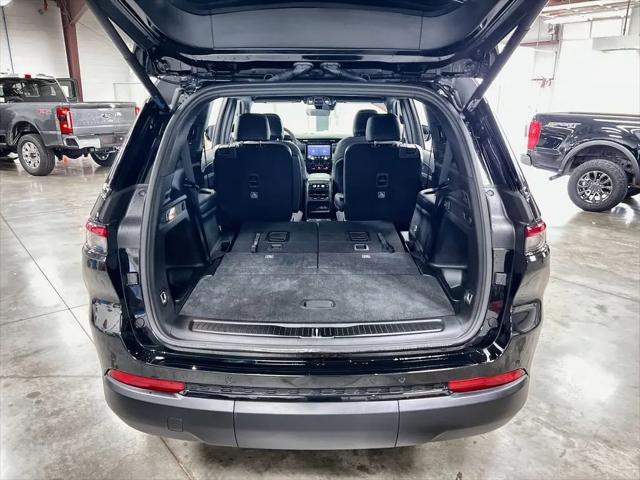 2025 Jeep Grand Cherokee L Limited 4x4