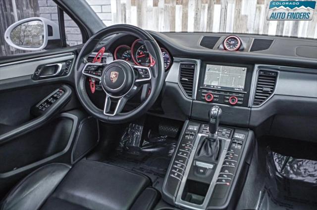 2015 Porsche Macan Turbo