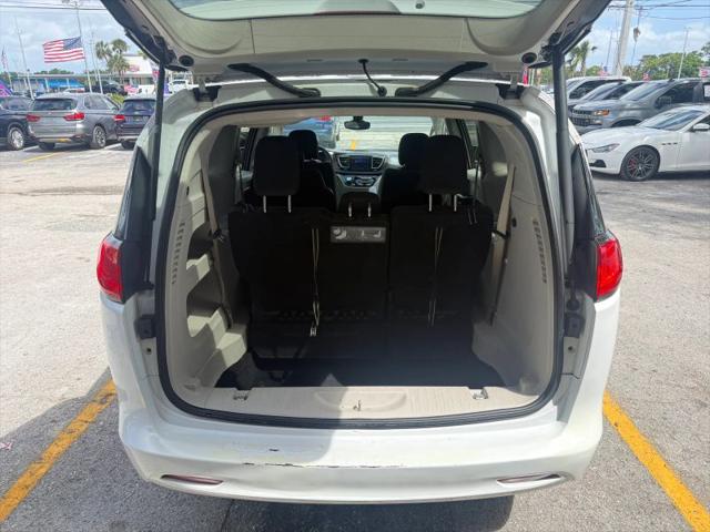 2017 Chrysler Pacifica Touring