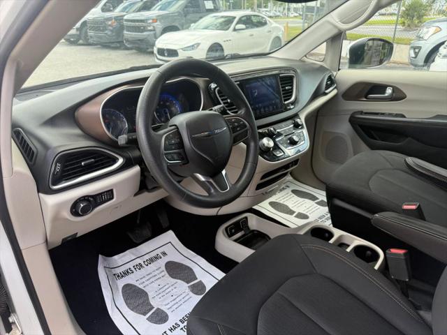 2017 Chrysler Pacifica Touring
