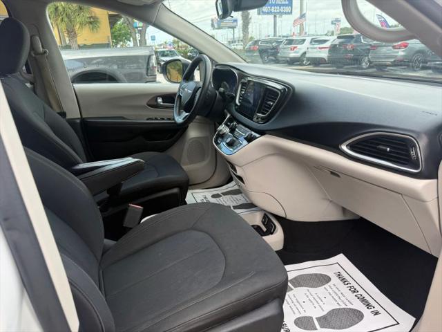 2017 Chrysler Pacifica Touring