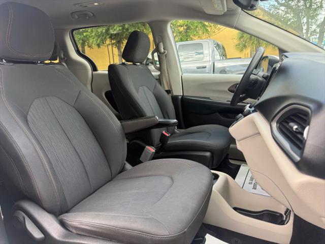 2017 Chrysler Pacifica Touring