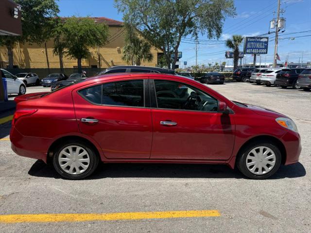 2014 Nissan Versa 1.6 SV