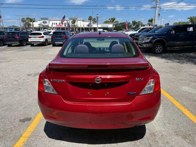 2014 Nissan Versa 1.6 SV