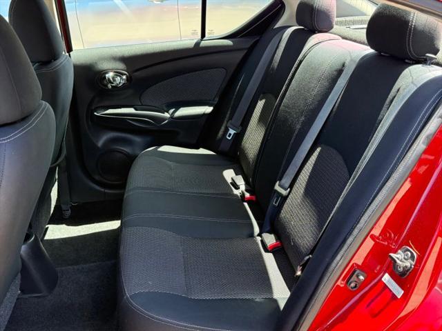 2014 Nissan Versa 1.6 SV