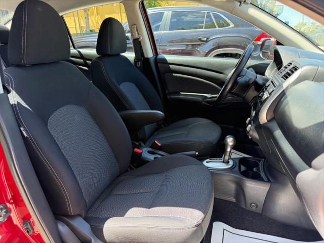 2014 Nissan Versa 1.6 SV