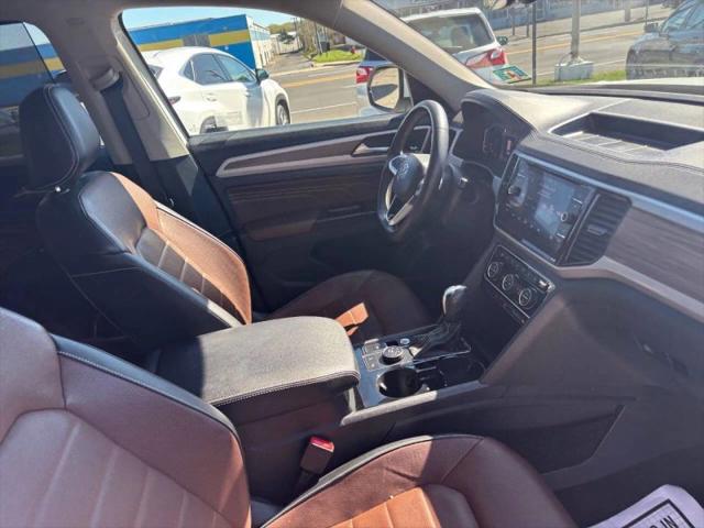 2021 Volkswagen Atlas 3.6L V6 SEL Premium