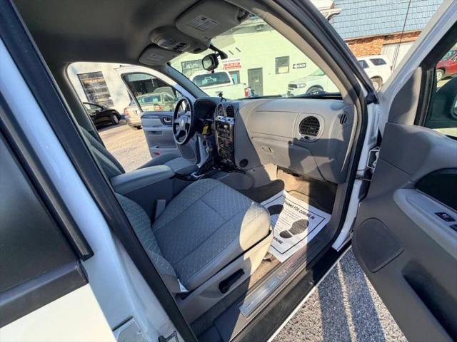 2005 GMC Envoy XUV SLE