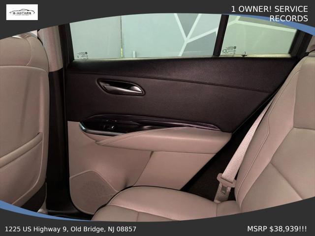 2022 Cadillac XT4 FWD Luxury