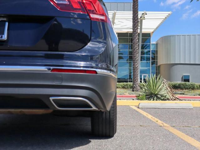 2020 Volkswagen Tiguan 2.0T SE R-Line Black