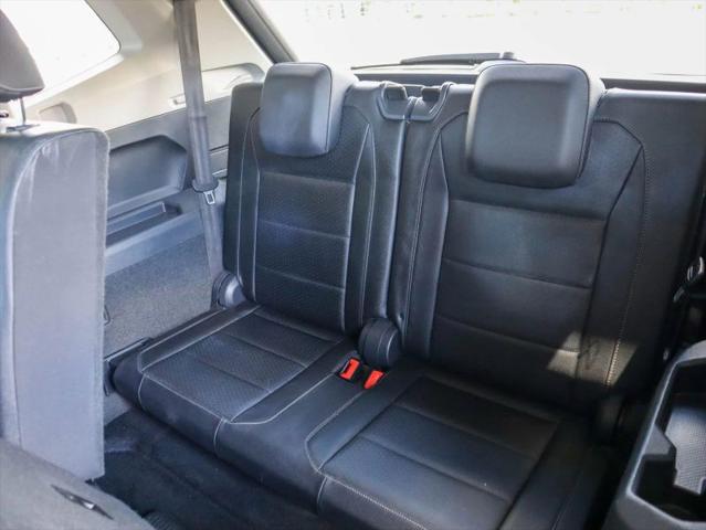 2020 Volkswagen Tiguan 2.0T SE R-Line Black