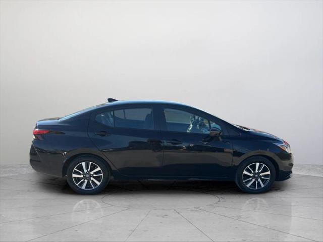 2021 Nissan Versa SV Xtronic CVT