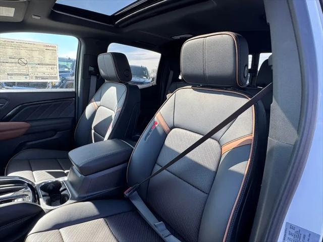 2026 GMC Canyon AT4, 4WD